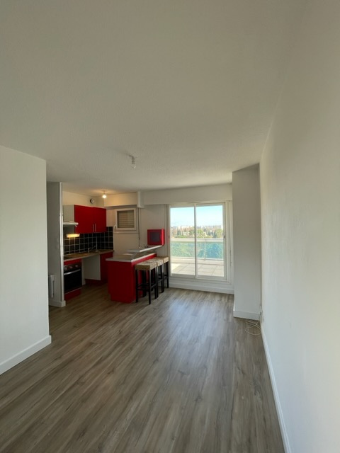 Image_, Studio, Montpellier, ref :LOC_T1_WAG