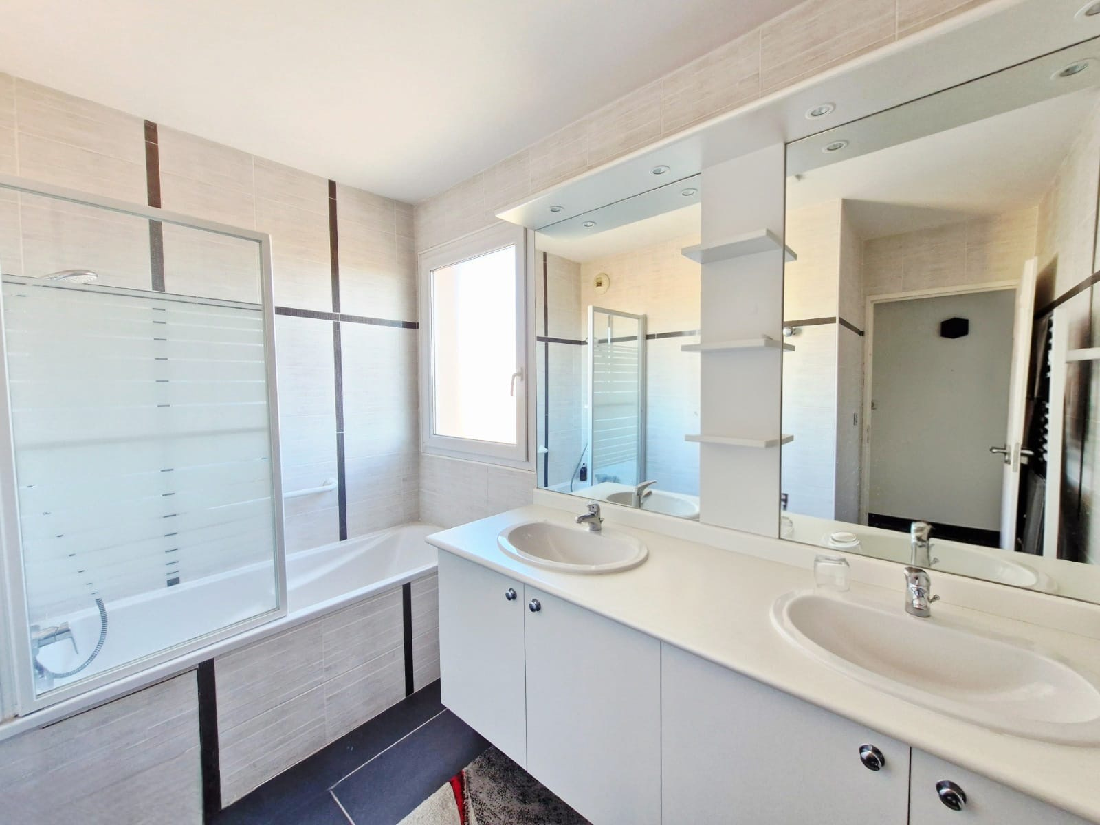 Image_, Appartement, Nîmes, ref :ELISENIM